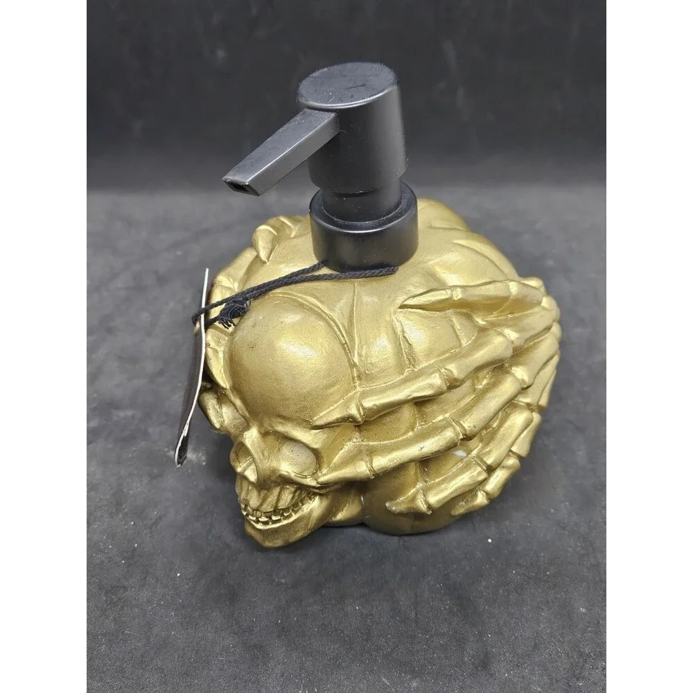 MRS PETERS HAUNTED PARLOR  Halloween / Fall Soap Lotion  Dispenser Pump NWT